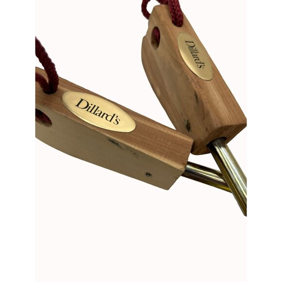 Dillard’s Women’s  Sz M Cedar Wood Shoe Trees Keepers Storage Accessoriess #5 - Picture 3 of 5